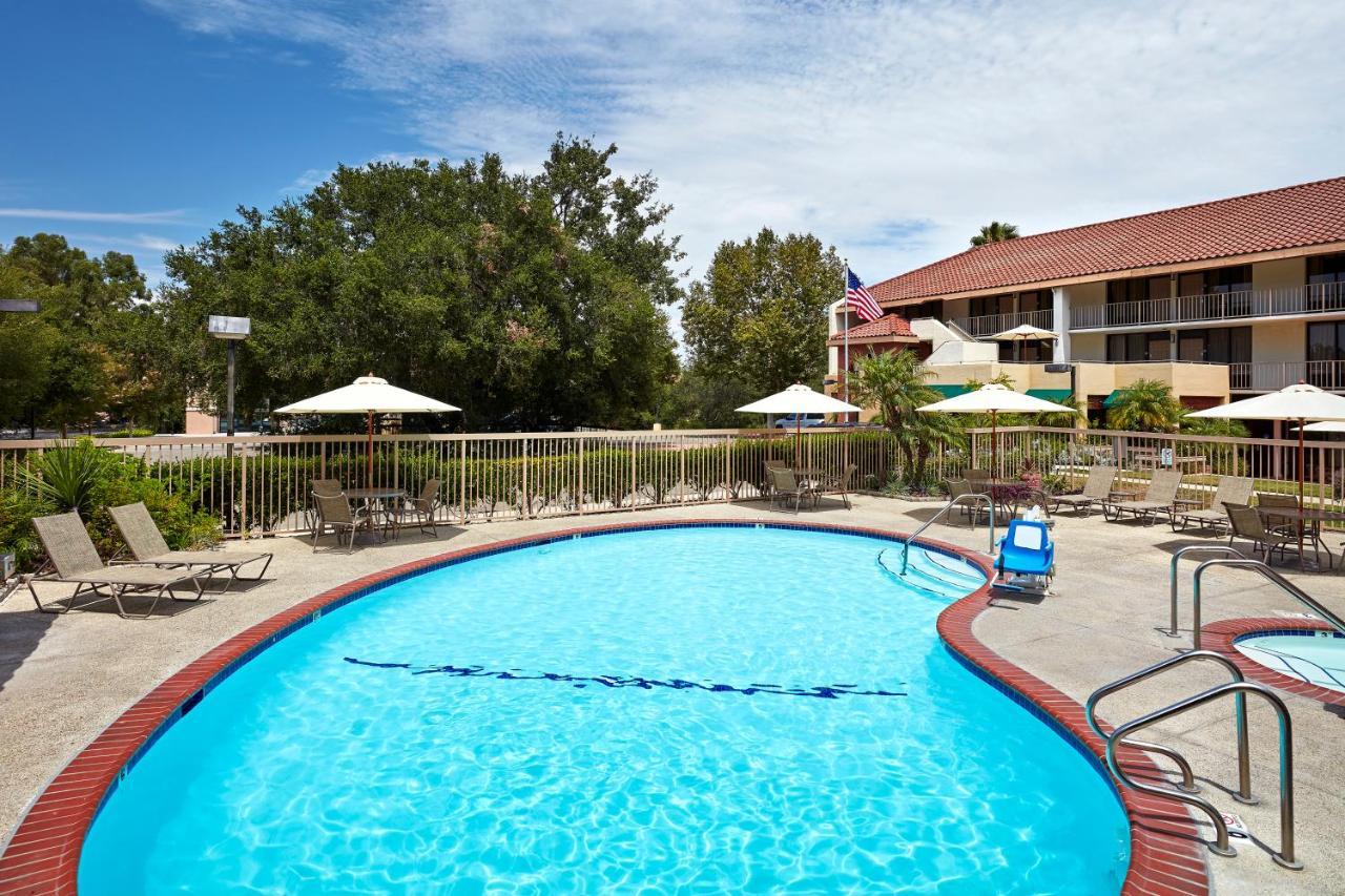 La Quinta By Wyndham Thousand Oaks-Newbury Park Екстериор снимка