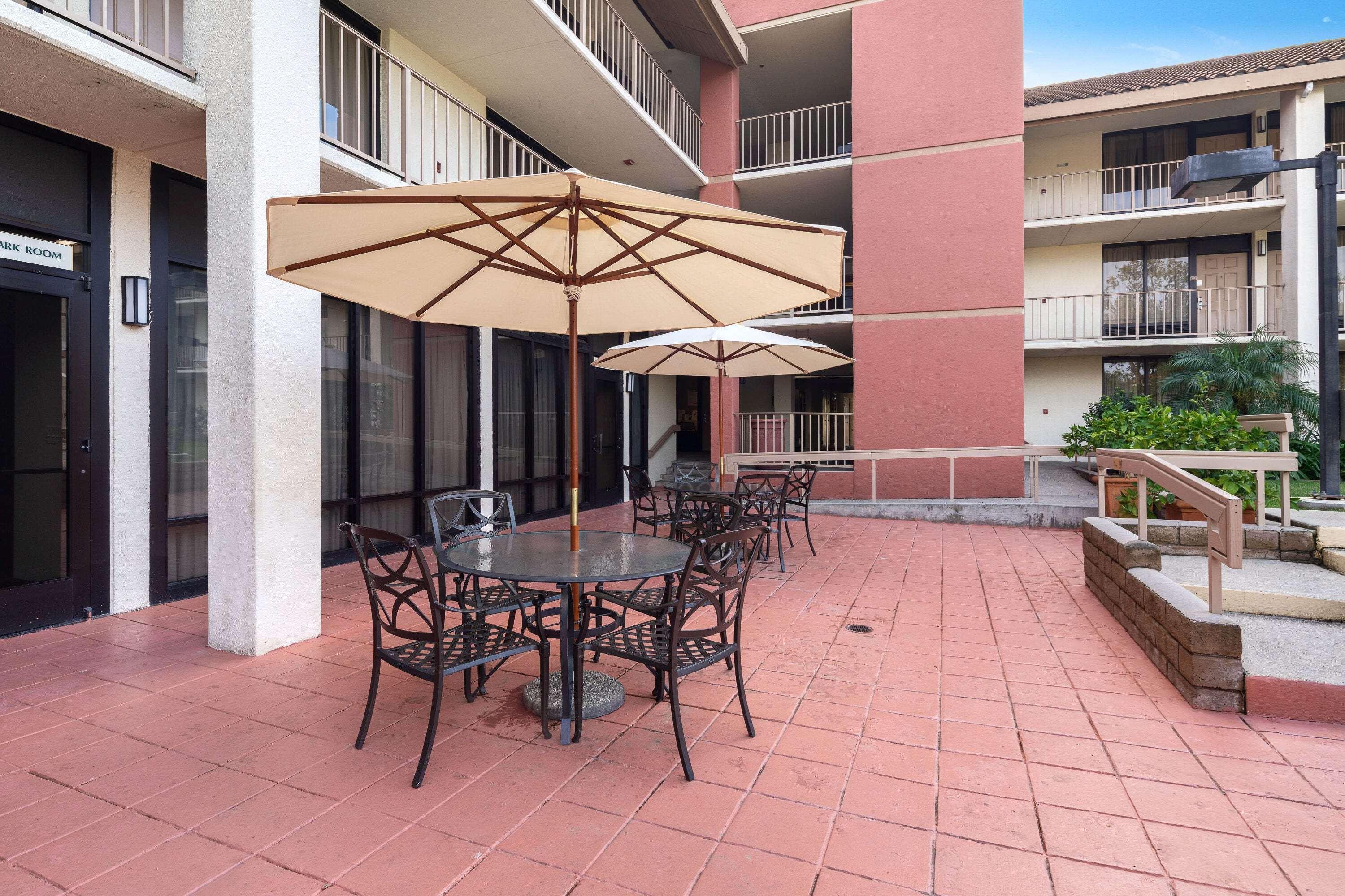 La Quinta By Wyndham Thousand Oaks-Newbury Park Екстериор снимка