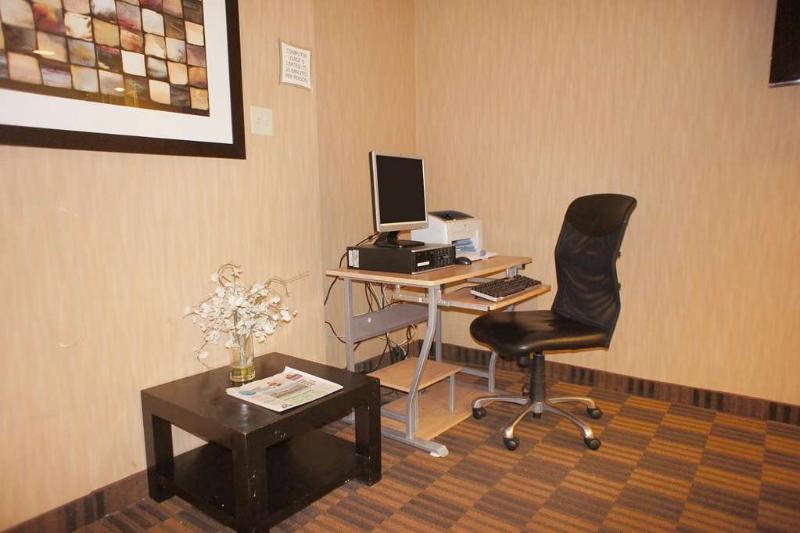 La Quinta By Wyndham Thousand Oaks-Newbury Park Екстериор снимка